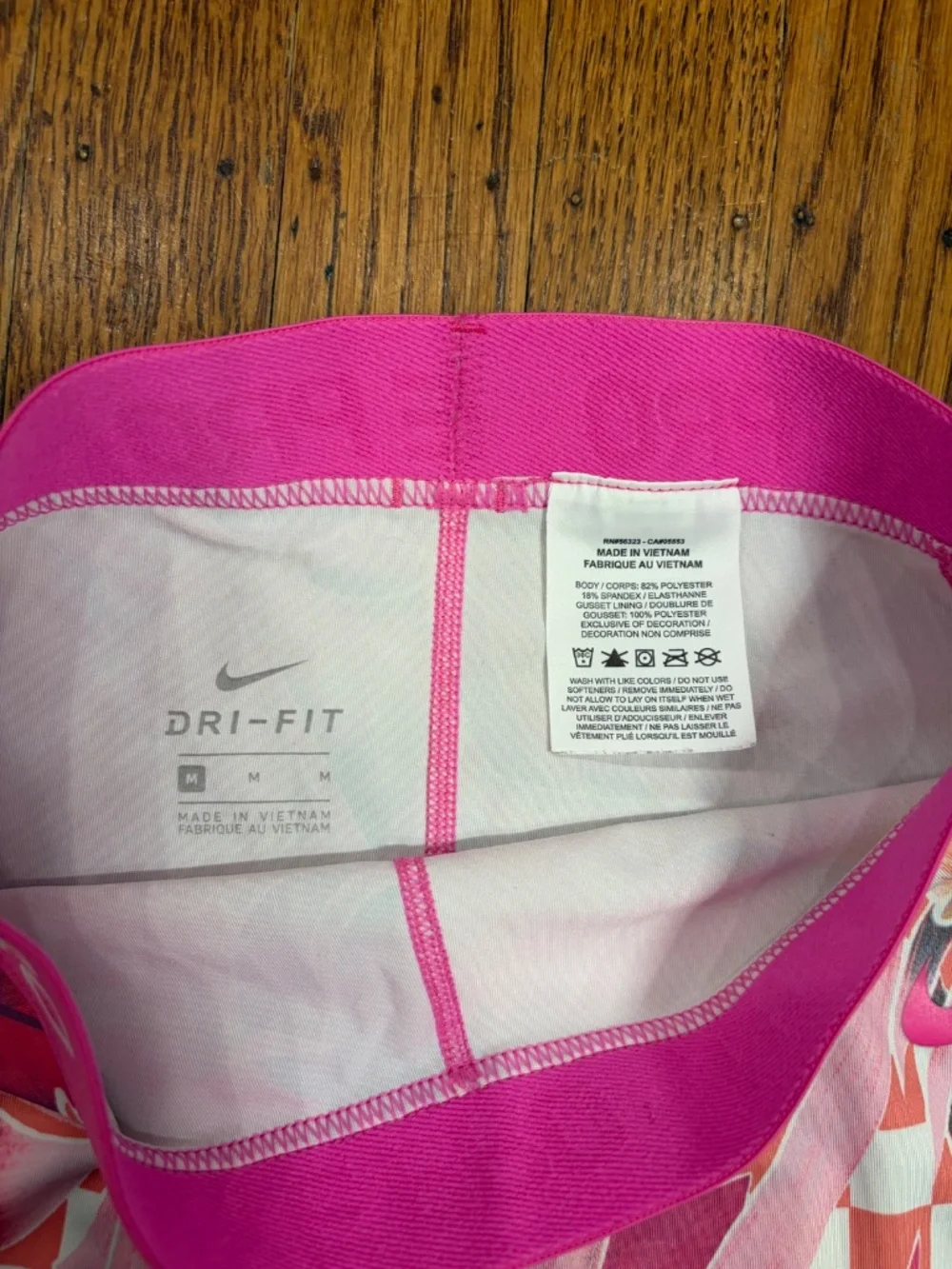 Nike Pro Dri-FIT Girls Pink Tropical Palm Print Cropped Athletic Leggings Size M